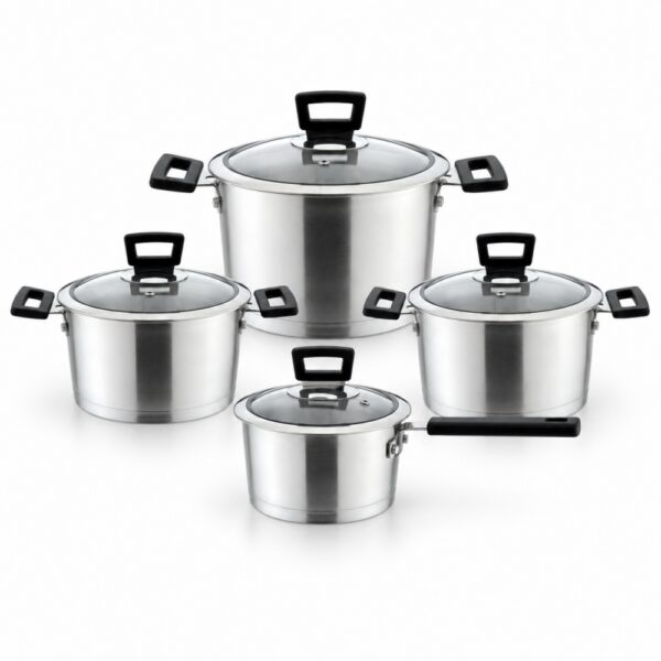 8-Piece Metal Saucepan and Casserole Set 8-Piece Metal Saucepan and Casserole Set