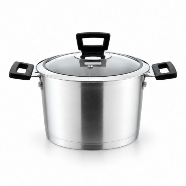 8-Piece Metal Saucepan and Casserole Set 8-Piece Metal Saucepan and Casserole Set
