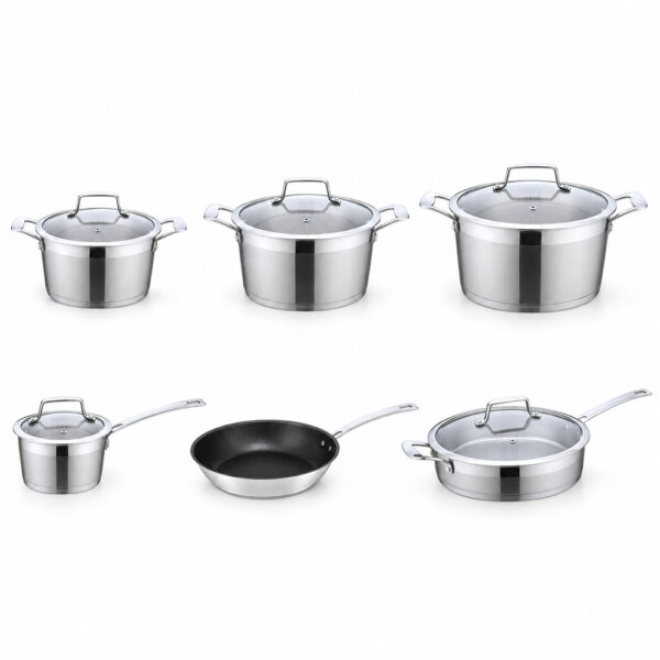 Mixed Cookware Range with Metal Handles and Lids