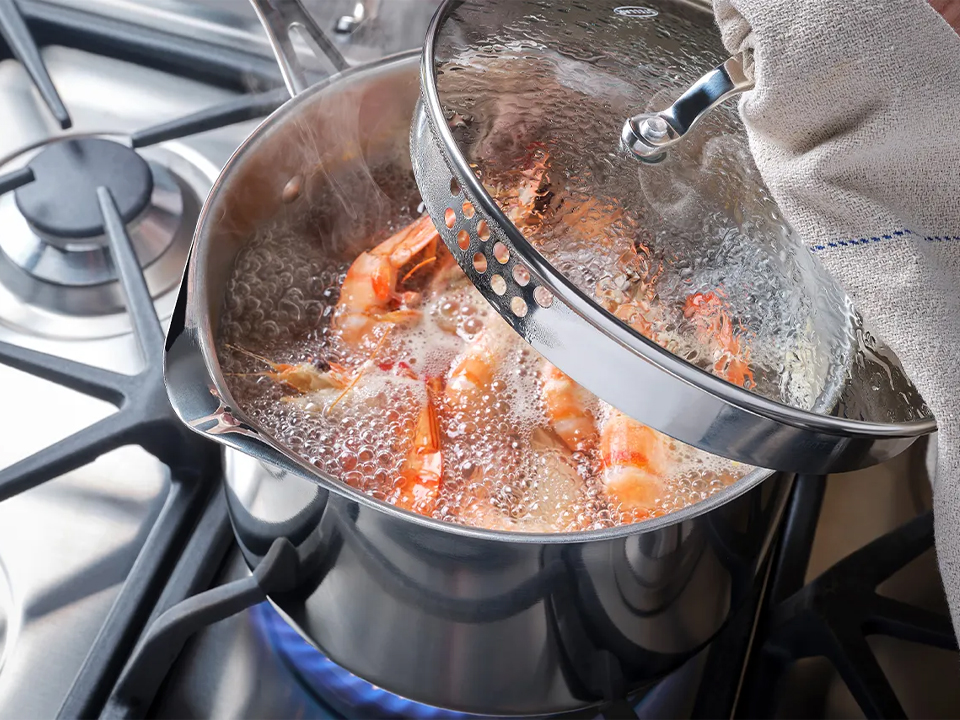 Product Development 7 Saucepans