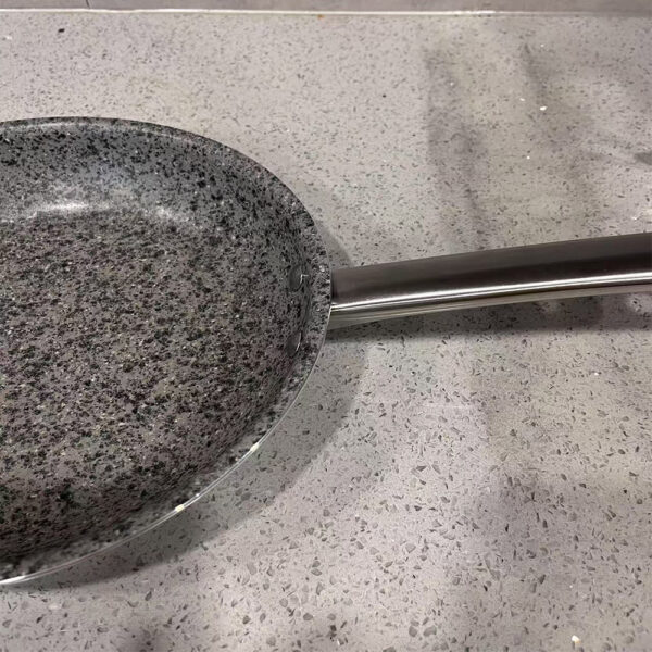 Wholesale Speckled Frying Pan Supplier, 18–30 cm Range Wholesale Speckled Frying Pan Supplier, 18–30 cm Range